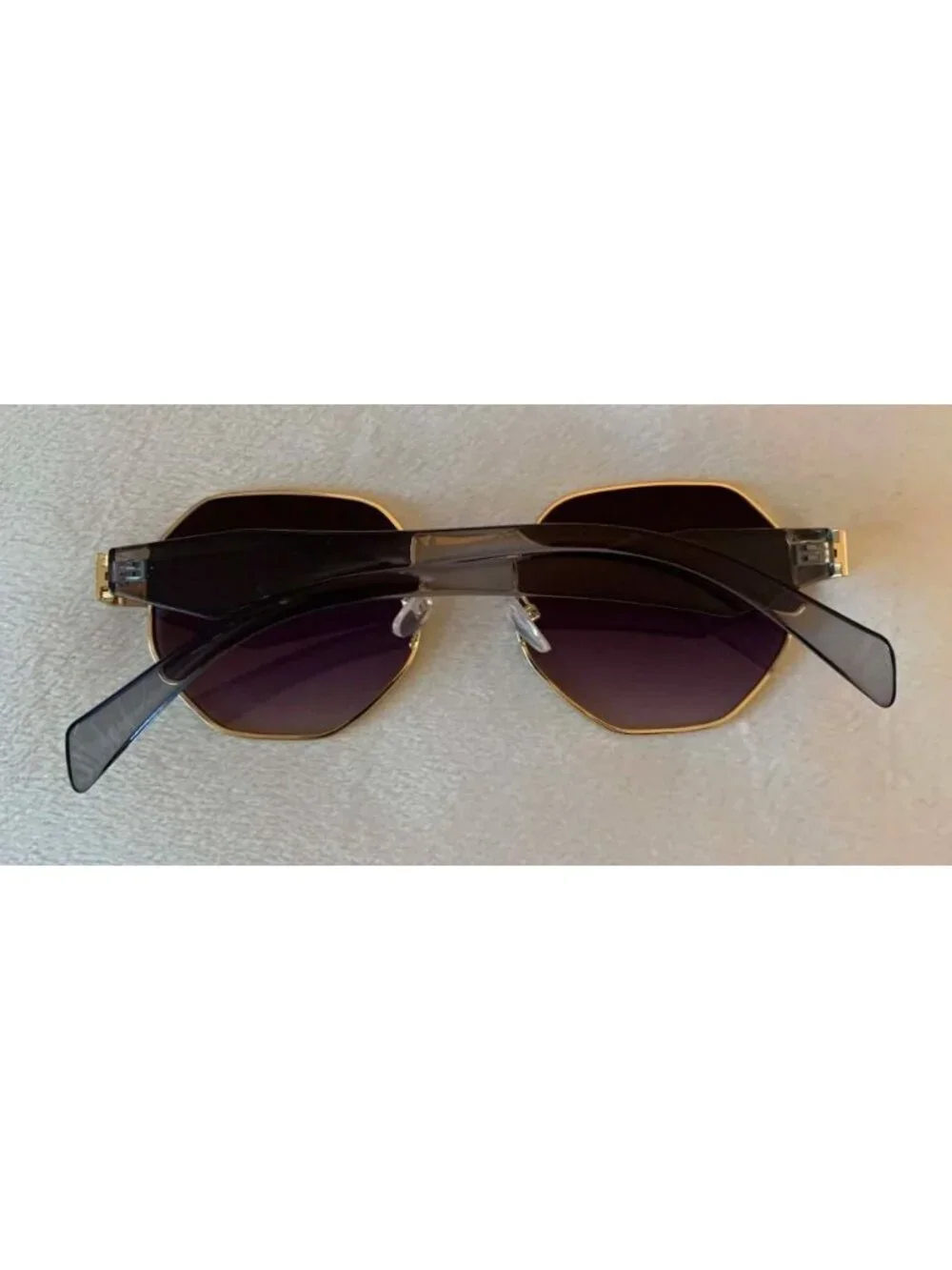 Boutique octagonal gold